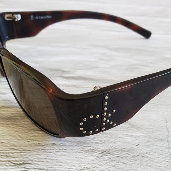 Calvin Klein Accessories - NWOT Calvin Klein Embellished Small Square Sunglasses